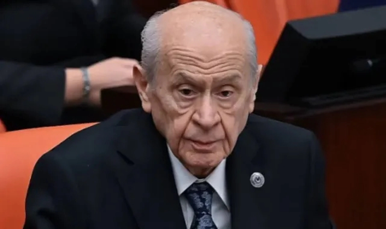 Sosyal medya paylaşımına Devlet Bahçeli gözaltısı