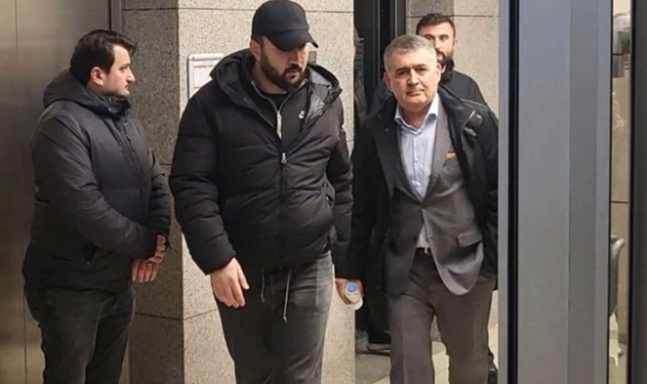 TÜSİAD Başkanı Turan ve YİK Başkanı Aras hakkında yurt dışına çıkış yasağını da içeren adli kontrol talebi