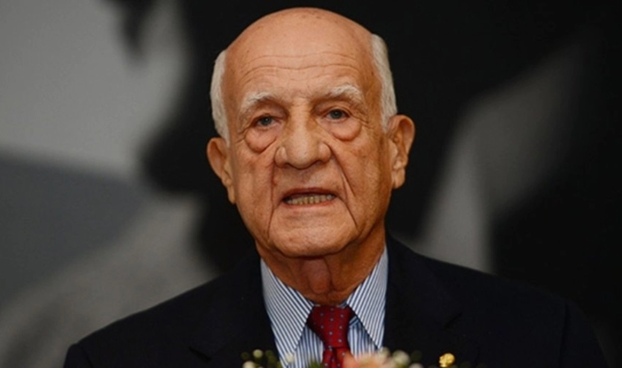 Adli Tıp Kurumu raporu tamamladı, mahkemeye gönderdi: İnan Kıraç'ın fiili ehliyeti yerinde değil