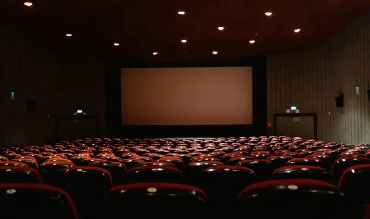 Bakanlık duyurdu: Sinema ailelere yüzde 40 indirimli olacak