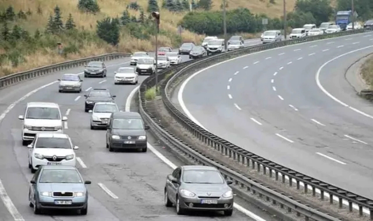 Bayramda otoyollar ücretsiz mi? Osmangazi Köprüsü, Kuzey Marmara Otoyolu ve Avrasya Tüneli bedava mı?