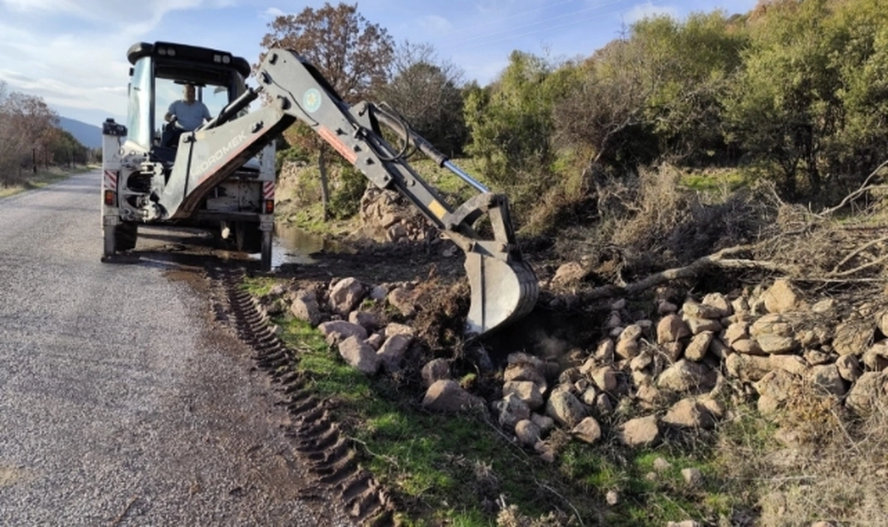 Büyükşehir’in Yol Çalışmaları Hız Kesmeden Sürüyor