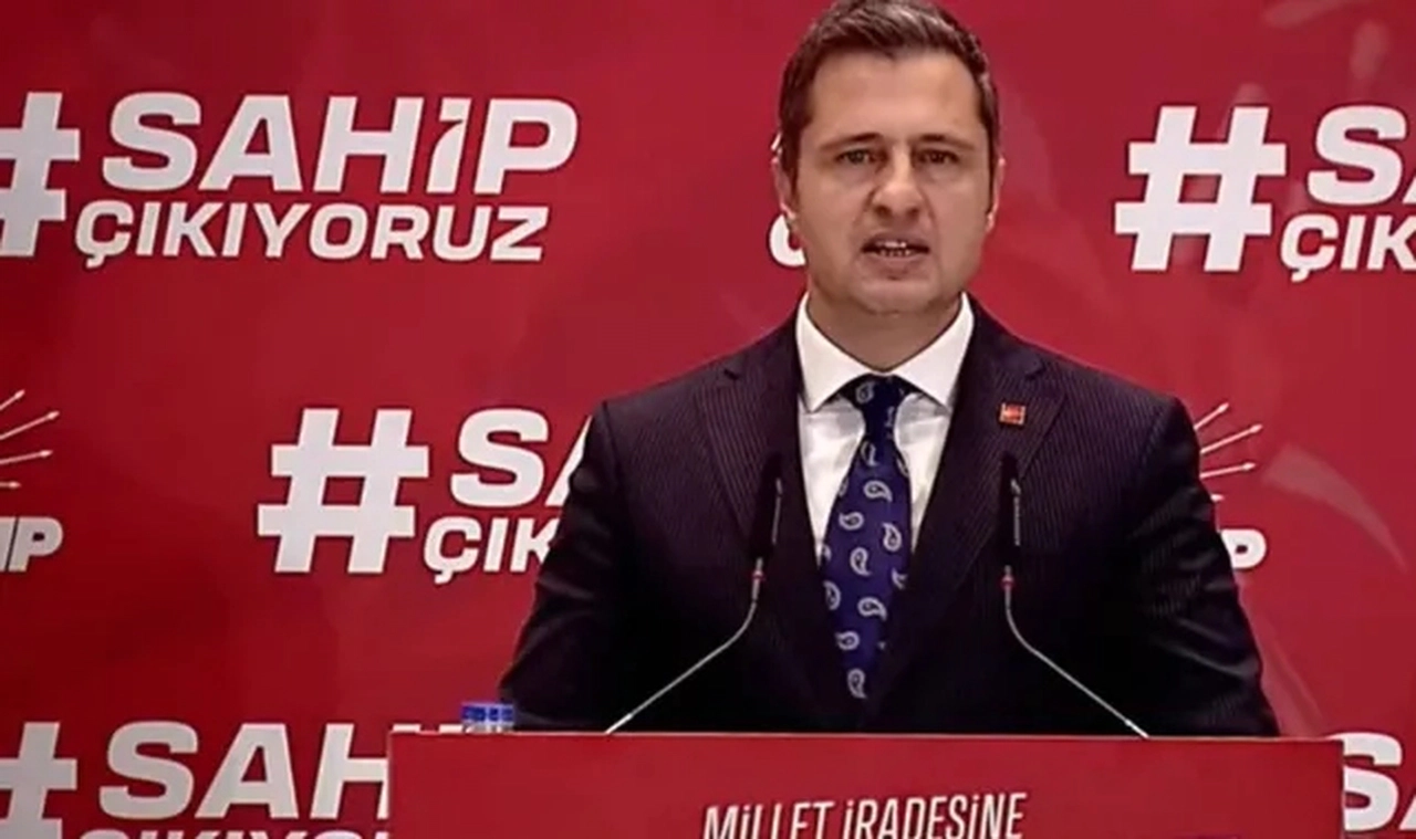 CHP Parti Sözcüsü Deniz Yücel: İzmir sokaklarındaki şiddete son verin