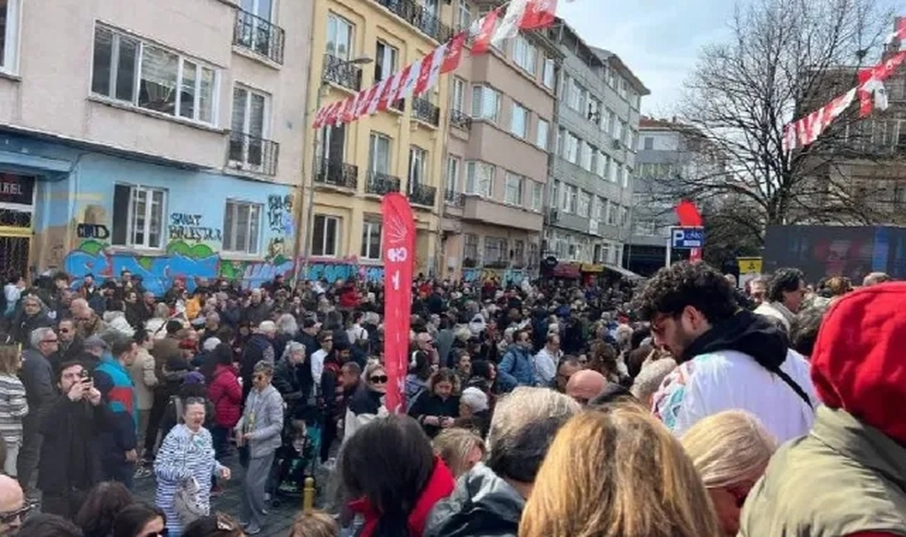 CHP sandıklarına İmamoğlu akını