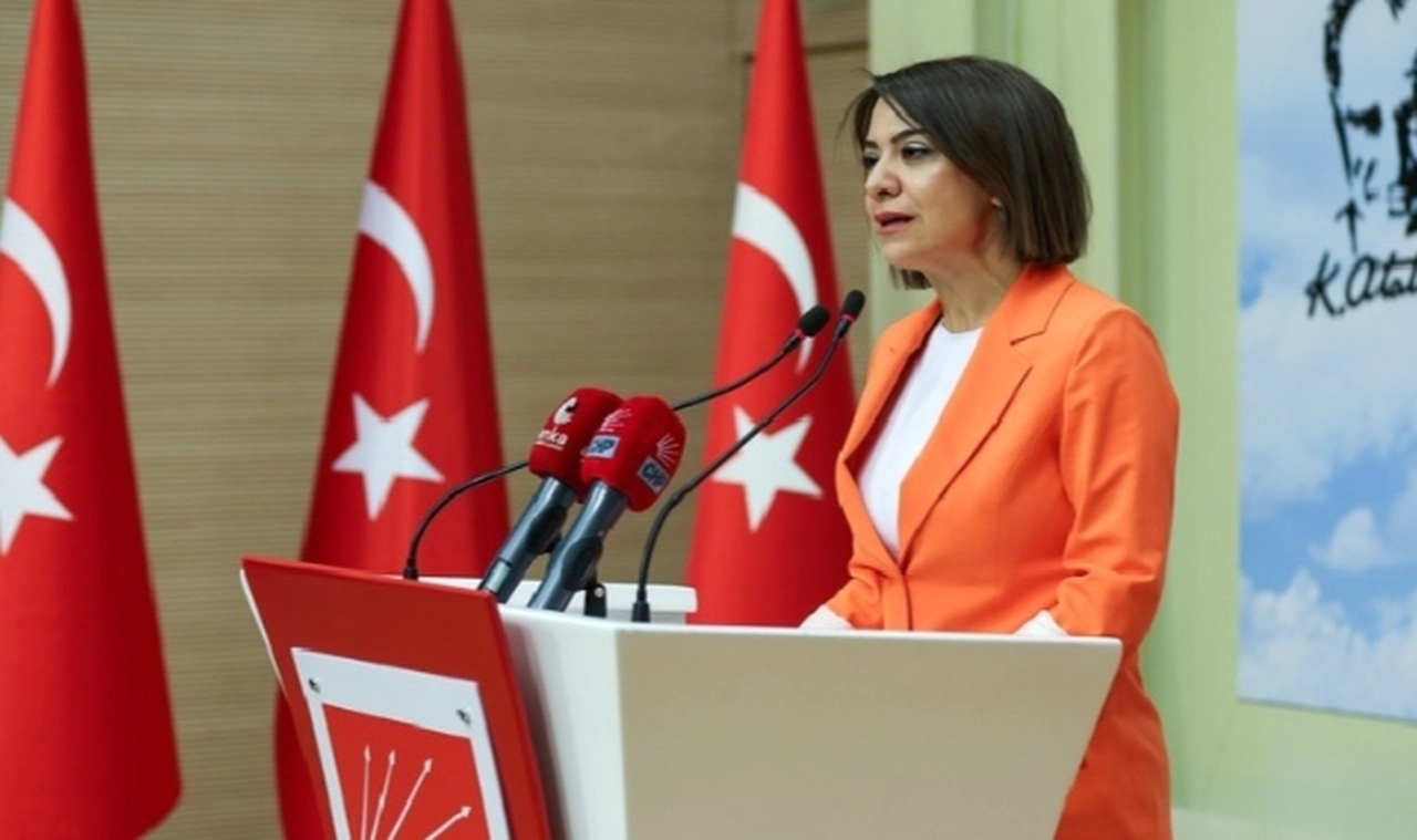 CHP: TÜİK emeklinin cebinden çalıyor, iktidar ücretlileri limon gibi sıktı!