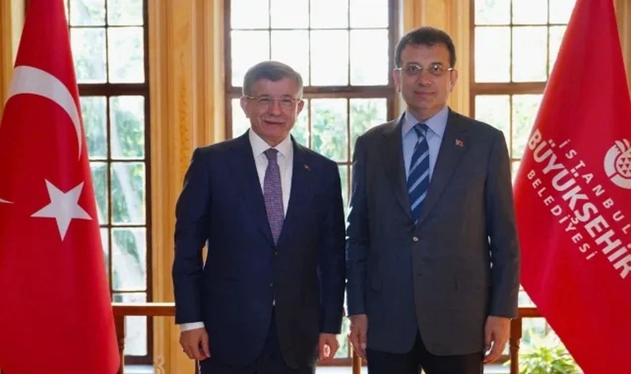 Davutoğlu: İBB’ye kayyum atanması gibi vahim bir adım daha atılmamalı