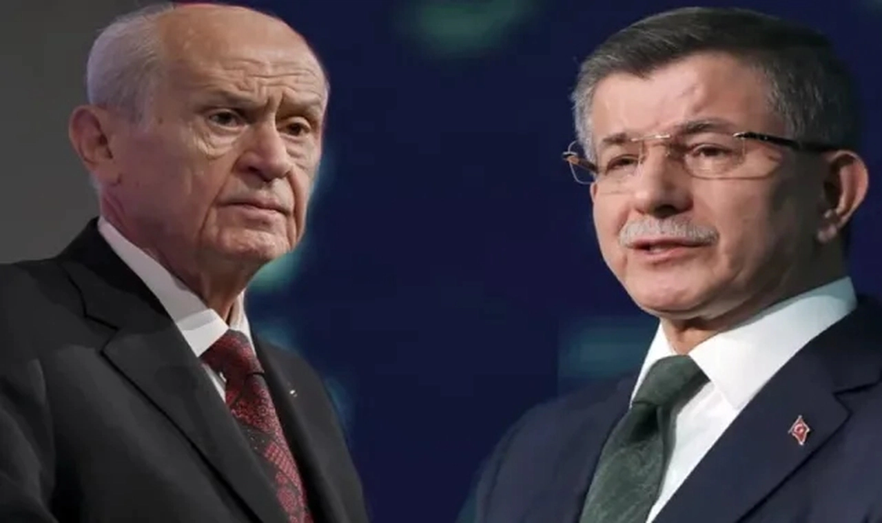 Devlet Bahçeli bu kez de Ahmet Davutoğlu'nu aradı
