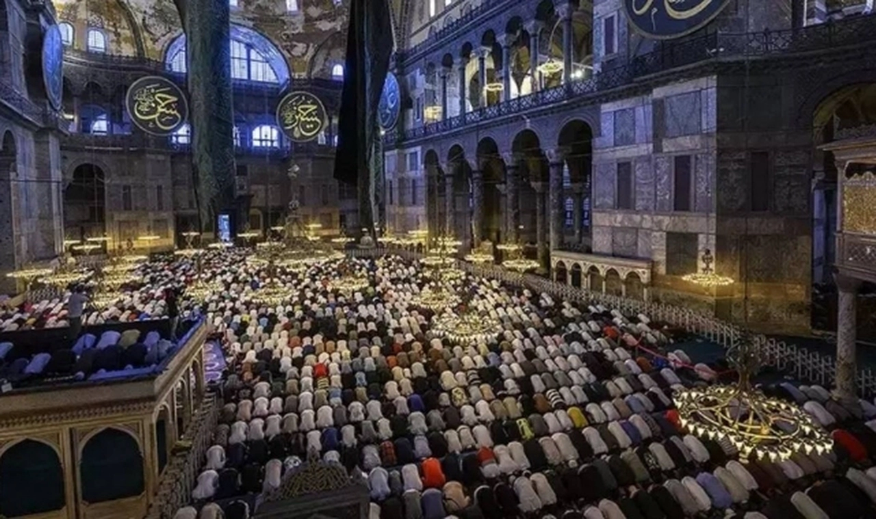 Diyanet açıkladı: Bayram namazı saatleri