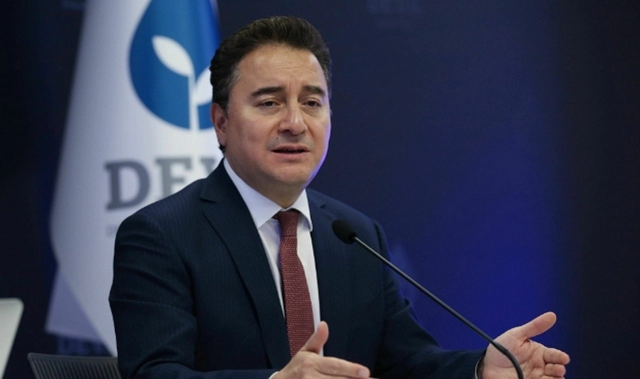 Ekrem İmamoğlu tutuklandı... Ali Babacan: "Bugün istediğinizi elde etmiş gözükebilirsiniz ama kaybettiğinizin farkında bile değilsiniz"