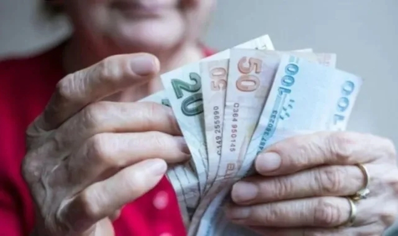 Engelli çocuğu olan annelere müjde! Erken emekli olabilirsiniz