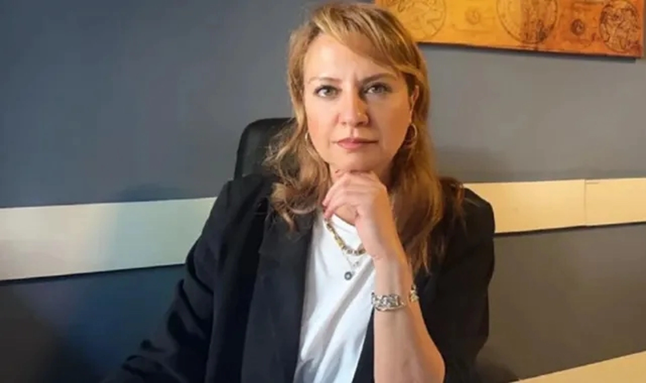 İBB'ye yönelik 'terör' soruşturmasında tutuklanan Ebru Özdemir'in ifadesine ulaşıldı: 'Tanışıklığım bulunmamaktadır'
