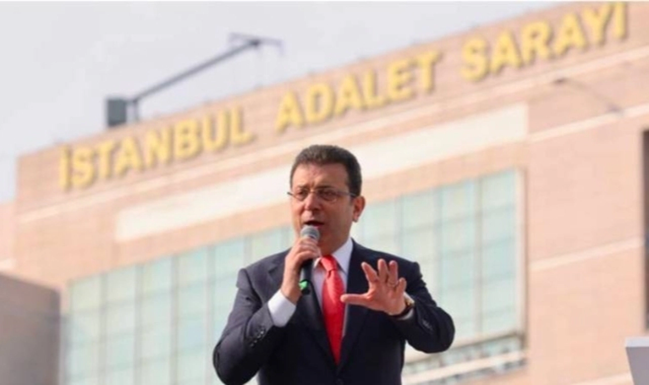 İmamoğlu'ndan gazetecilerin "bilirkişi" davasında beraat etmesi hakkında mesaj: Gazetecilik suç değildir!