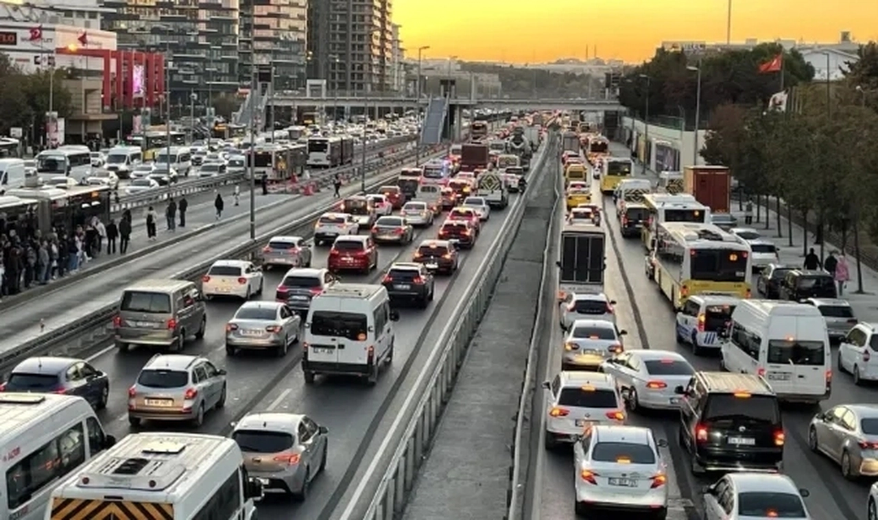 İstanbul'da 'İmamoğlu' ablukasına devam!