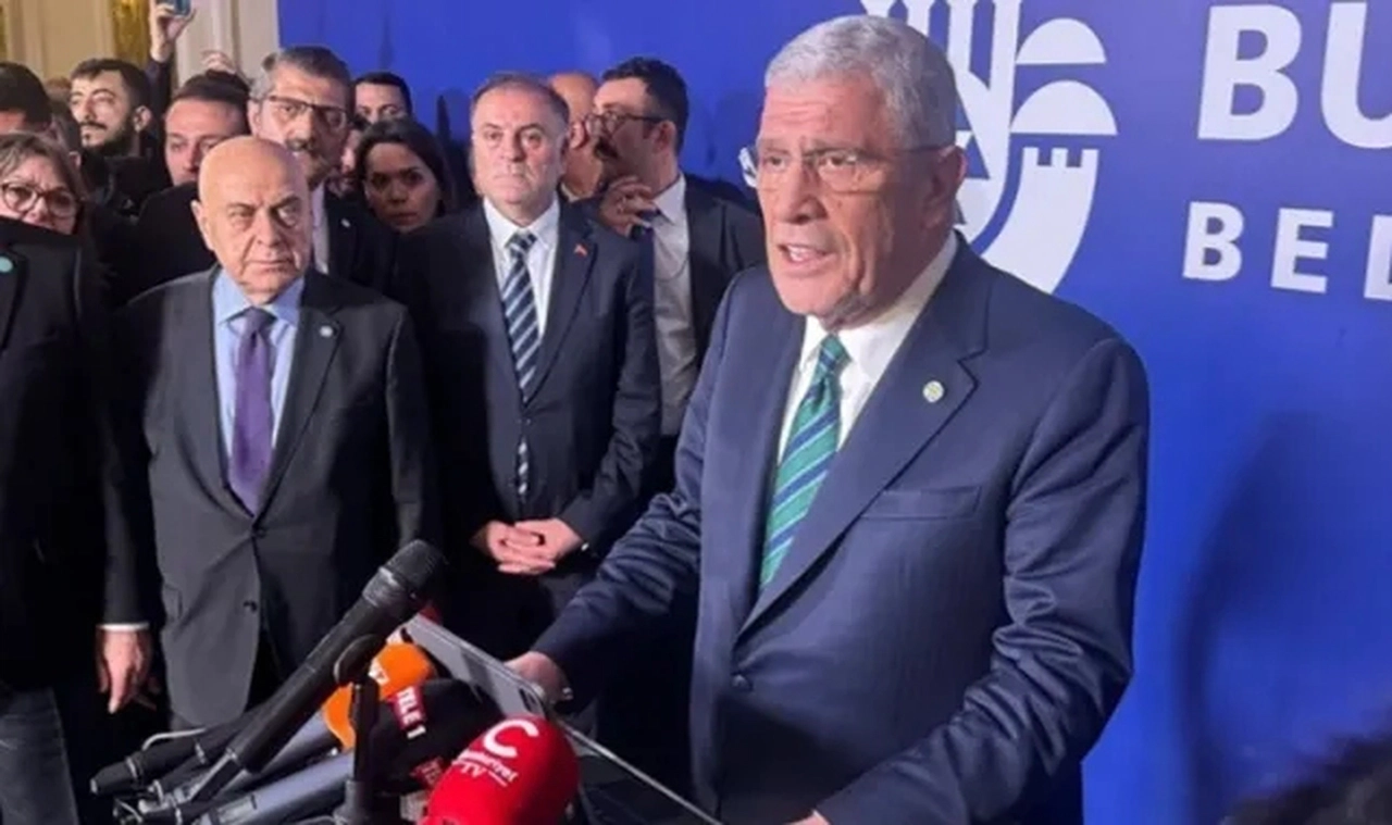 İYİ Parti Genel Başkanı Dervişoğlu Saraçhane'de konuştu: 'Bütün ışıkları bir araya getirmeliyiz'