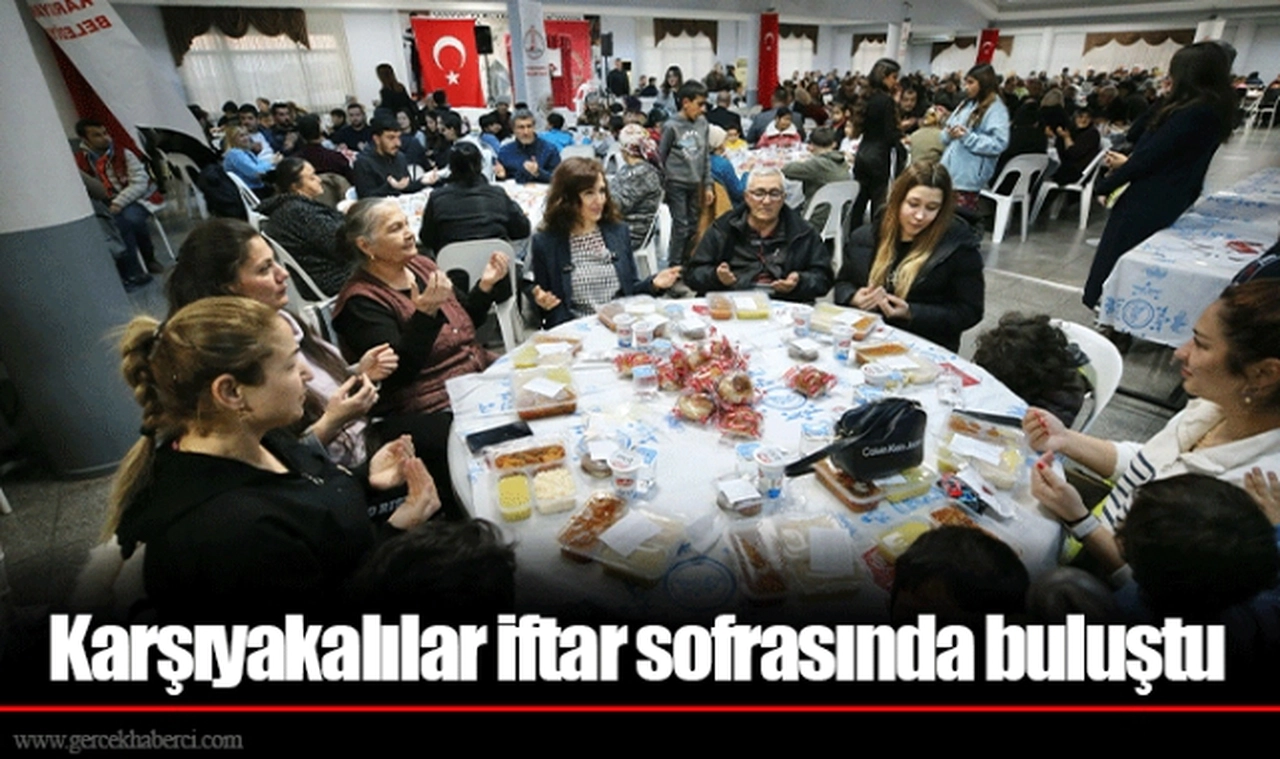 Karşıyakalılar iftar sofrasında buluştu