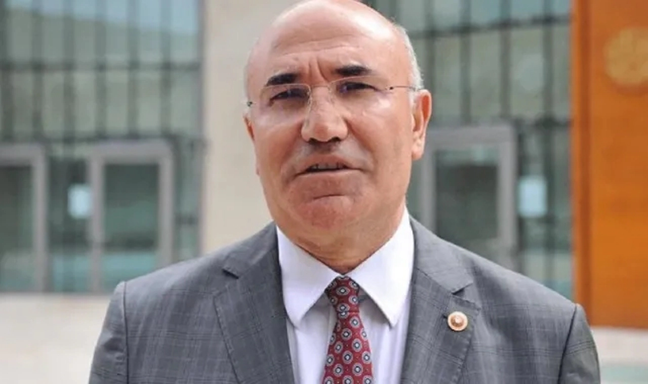 Mahmut Tanal'dan cezaevindeki üniversite öğrencileri için sınav hakkı çağrısı