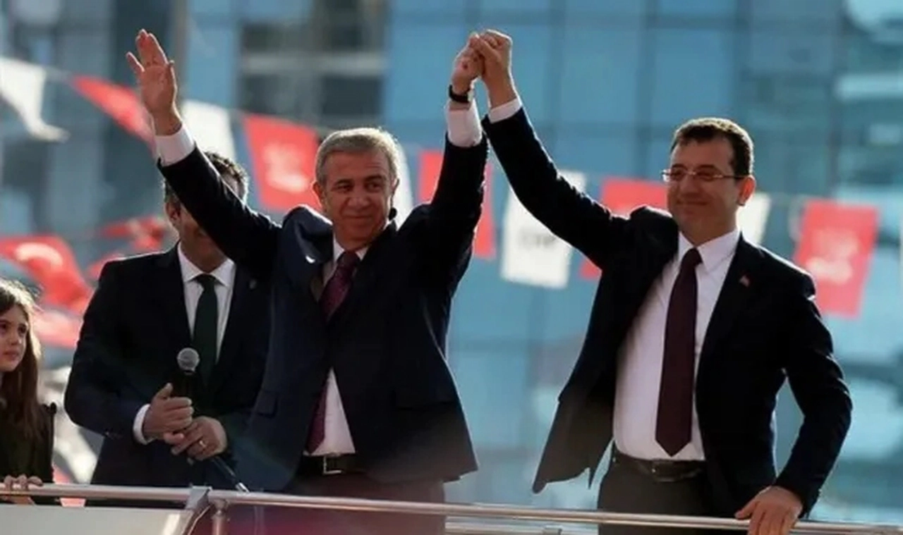 Mansur Yavaş'ın Cumhurbaşkanı adaylığıyla ilgili yeni iddia: 'İmamoğlu ve Özel'e söylemiş'