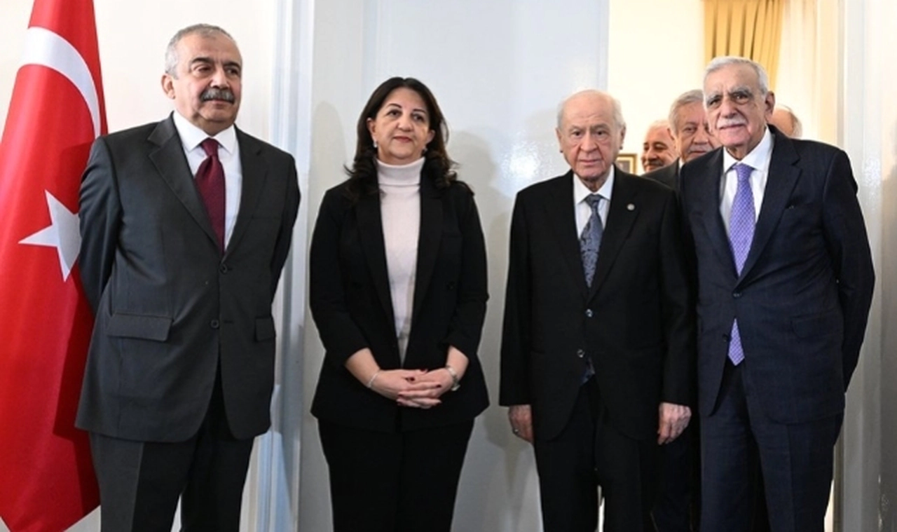 MHP bayramlaşma programını duyurdu: Listede DEM Parti var, CHP yok