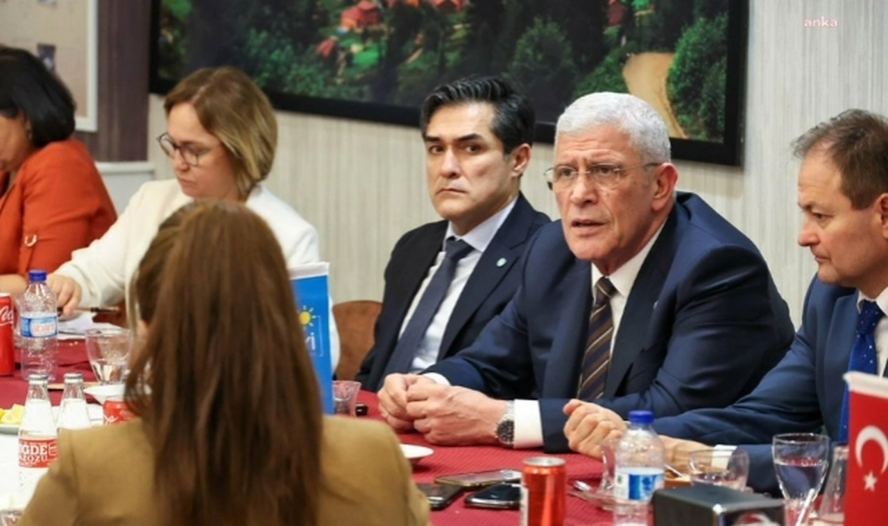 Müsavat Dervişoğlu'ndan Turpun büyüğü heybede tepkisi: Bu şantajdır