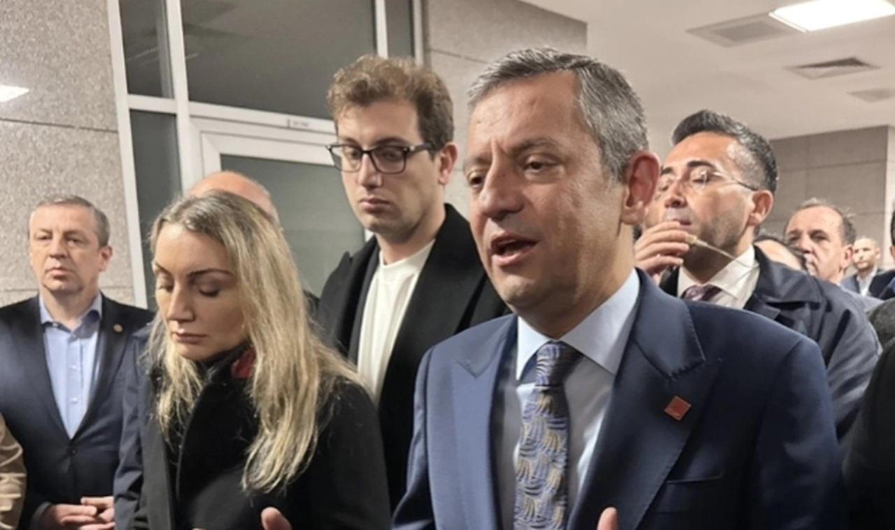 Özel de mahkeme salonunda olacak