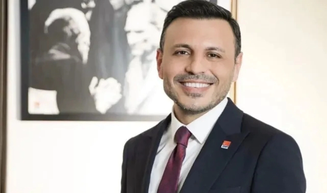 Özgür Çelik İmamoğlu'na yönelik tehditleri paylaştı: Bakanlara çağrı yaptı