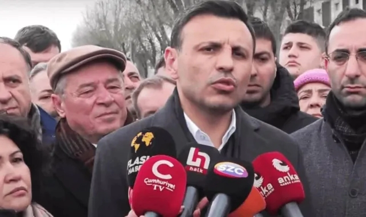 Özgür Çelik: Silivri toplama kampına dönüştü