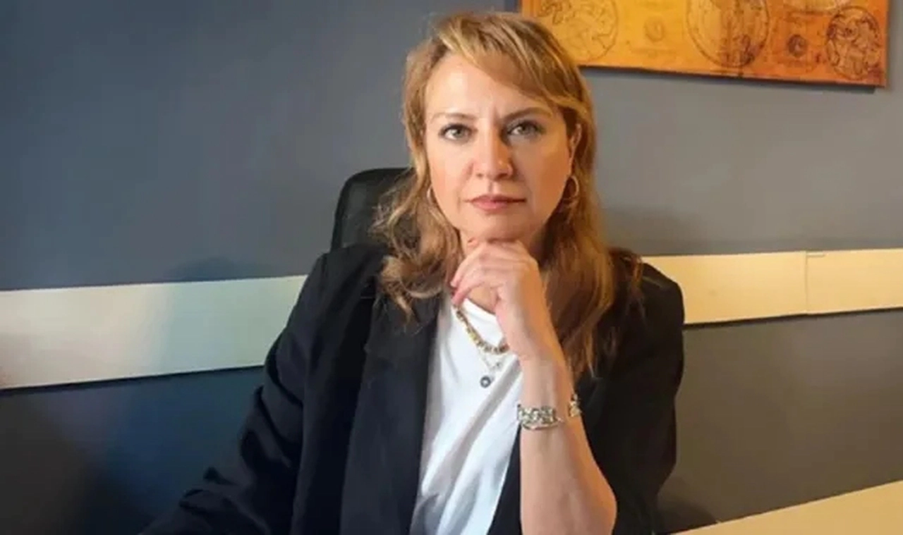 Yakalama kararı çıkarılan Şişli Belediye Başkan Yardımcısı Ebru Özdemir kimdir? Kaç yaşında ve nereli?