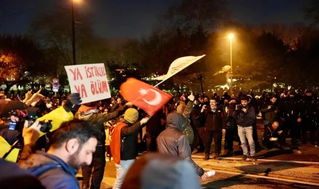 Zafer Partisi, Saraçhane kararını değiştirdi: Meydana inecekler.. 'Demokrasi ve hukuk devletine sahip çıkın, savunun!'