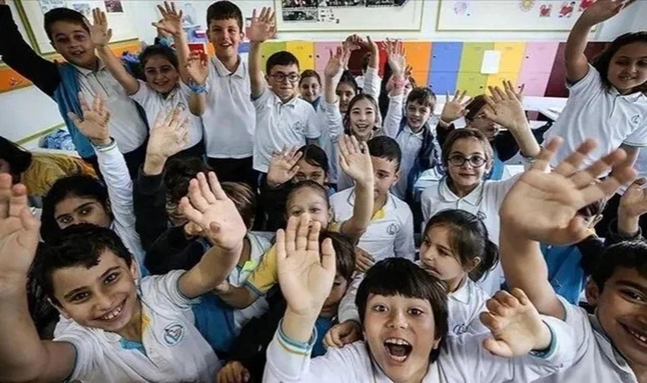 9 günlük tatil sonrası zil yeniden çalıyor
