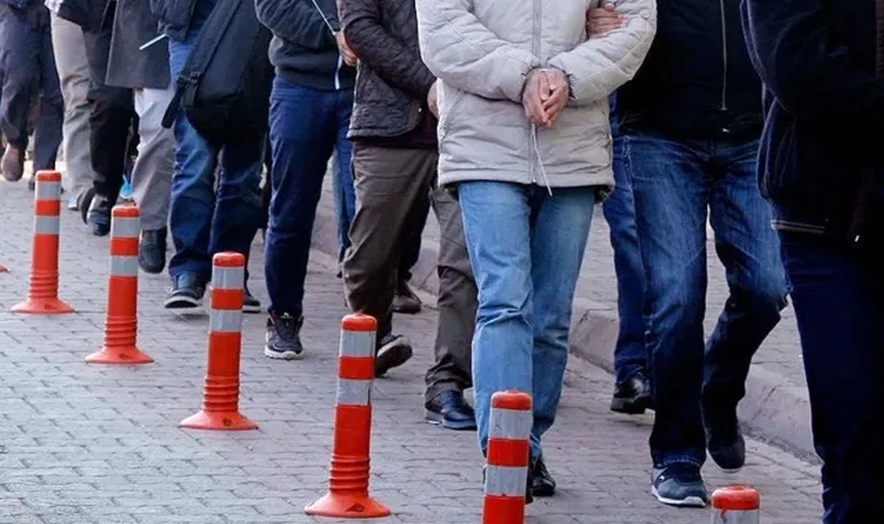 Ankara merkezli uyuşturucu operasyonu! Tutuklu sayısı 316 oldu