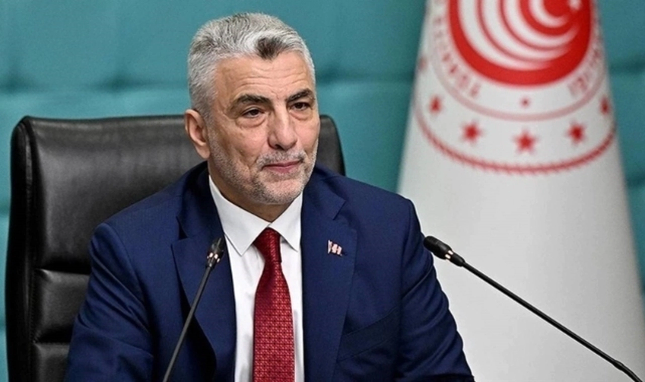 Bakan Bolat: Boykot çağrısı yapanlara karşı ticaretinde maddi kaybı olan tazminat davası açabilir