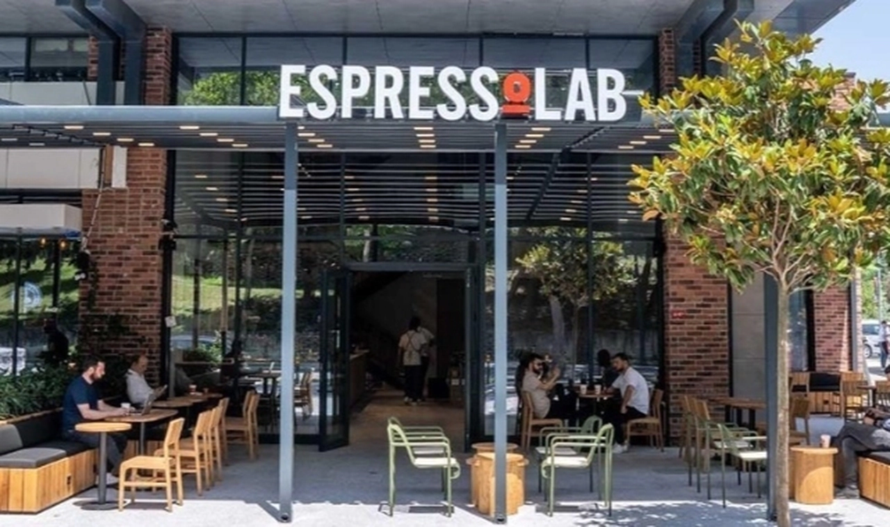 Boykot listesindeki Espressolab'den açıklama: 'Devlet desteği almadan büyüdük, Topbaş ailesiyle ortaklık değil akrabalık var...'