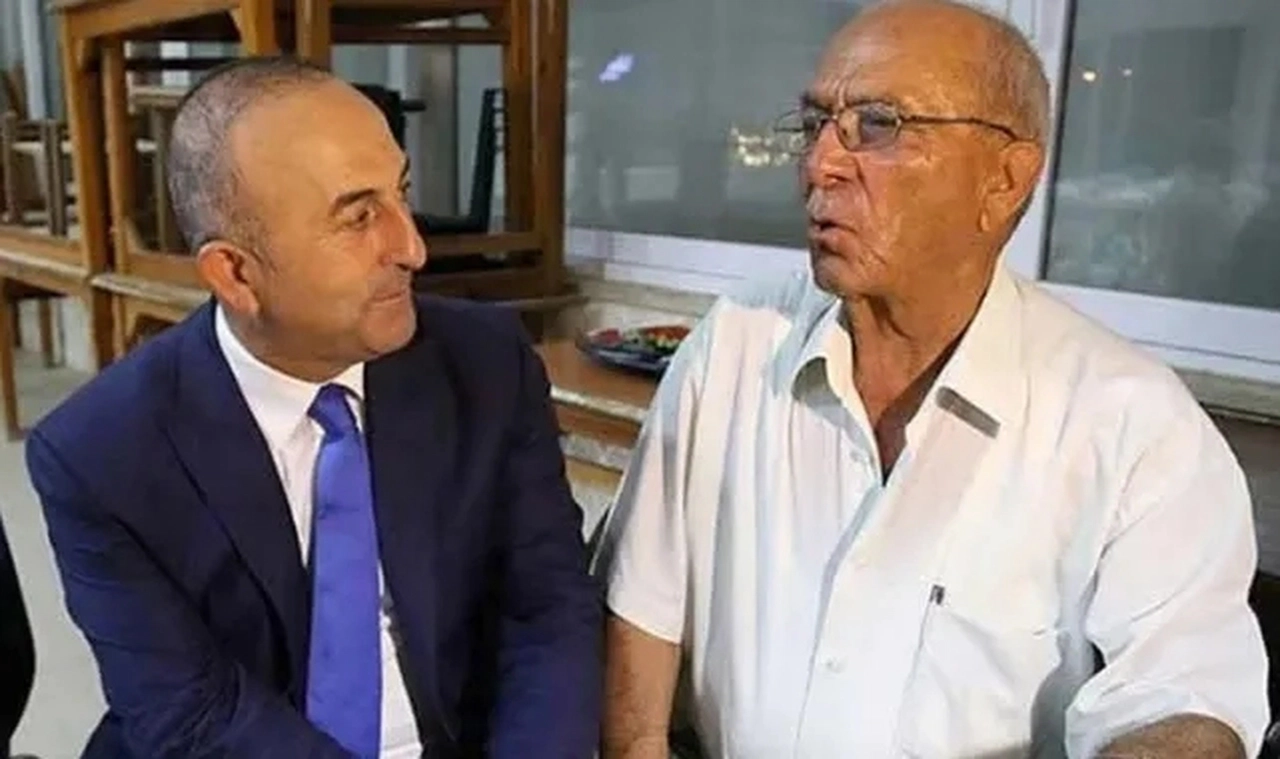 Çavuşoğlu ailesinin acı günü! Eski Dışişleri Bakanı Mevlüt Çavuşoğlu'nun babası Osman Çavuşoğlu vefat etti