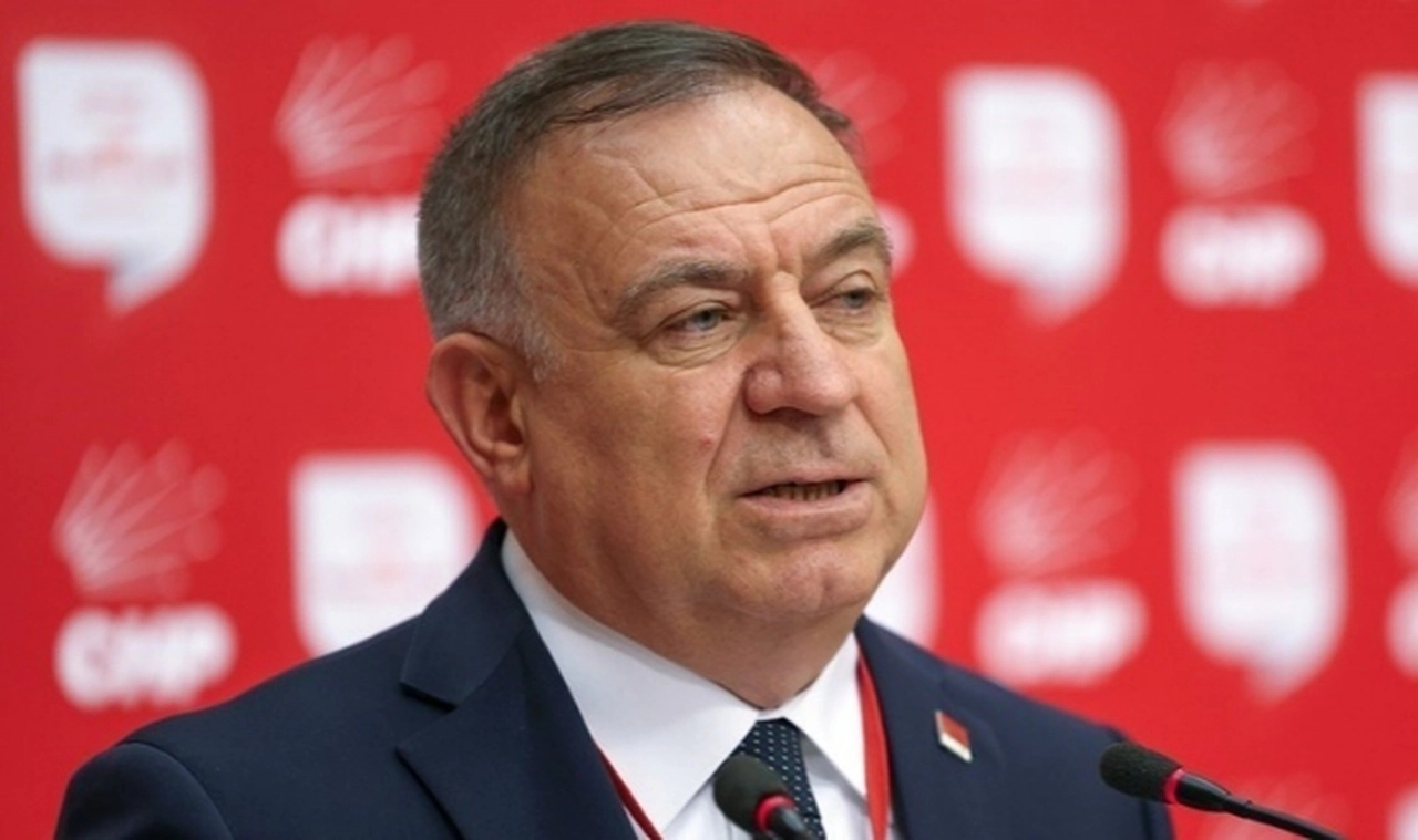 CHP’li Gökan Zeybek, ‘Vatandaşın banka borçları 4.3 trilyonu geçti’