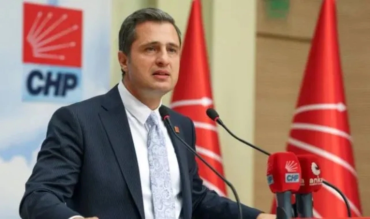 CHP’li isimden bakan Tekin’e sert sözler!