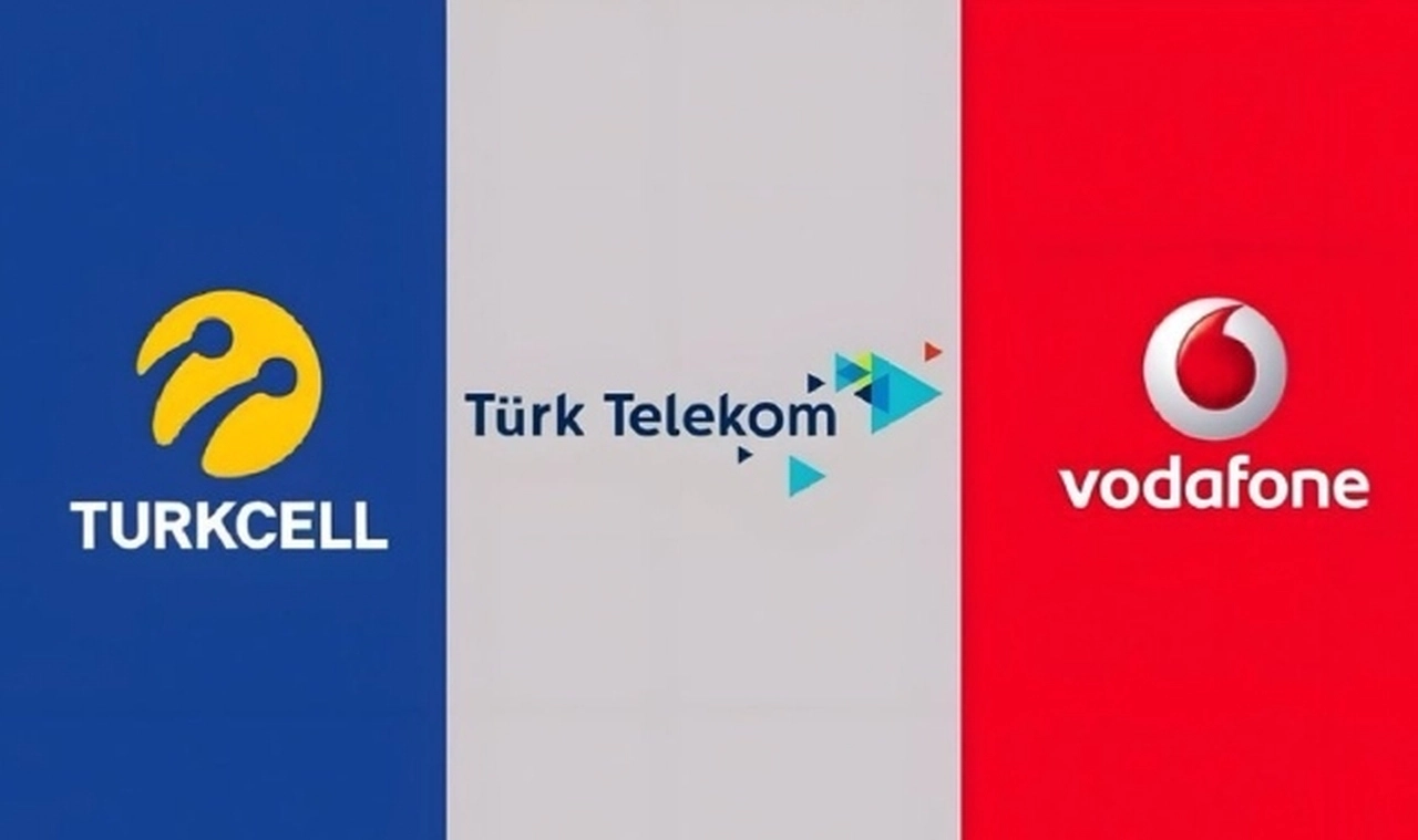 Depremin ardından GSM operatörleri çöktü.