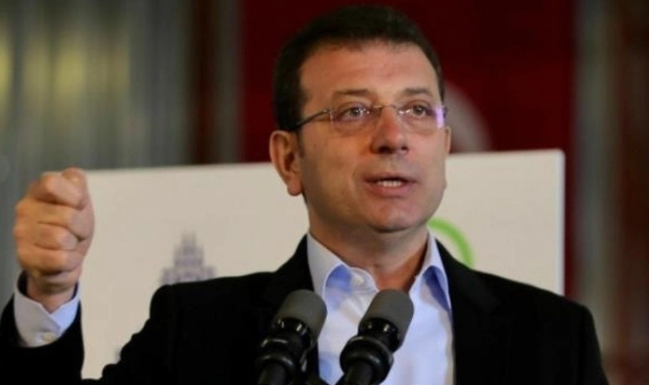 Ekrem İmamoğlu: “Aileme saldıracak ahlaksızlaşıyorsunuz ya; demek ki çok ama çok zor durumdasınız”