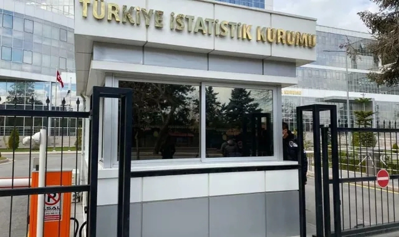 Emekli Yargıtay üyesi Çilesiz'in açtığı "TÜİK'in enflasyon verileri asılsız" davası reddedildi