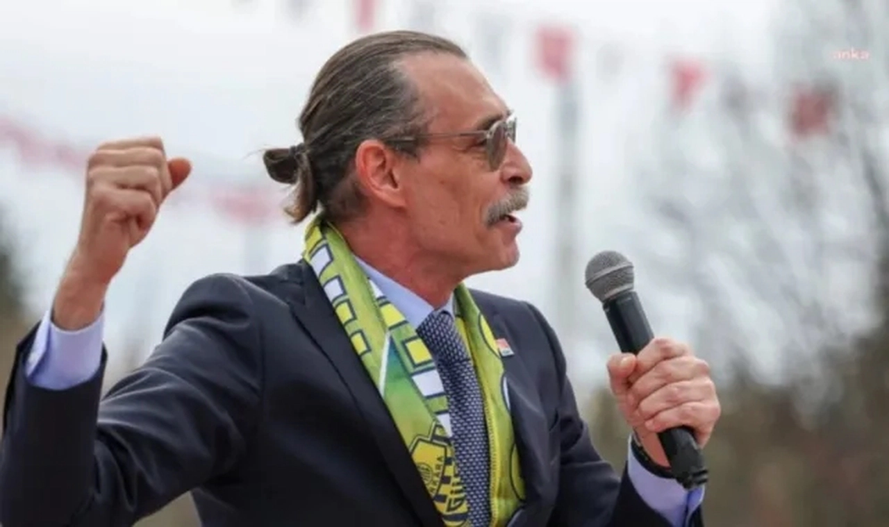 Erdal Beşikçioğlu'ndan oyuncuların dizilerden çıkarılmasına sert tepki: 'Sanatçı susmaz, sanat susturulamaz'