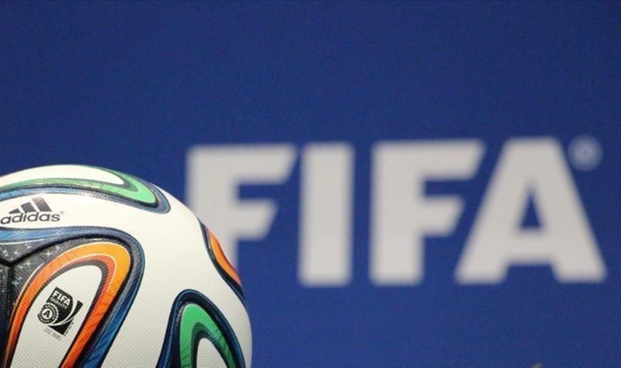 FIFA'dan Türk kulüplerine transfer yasağı