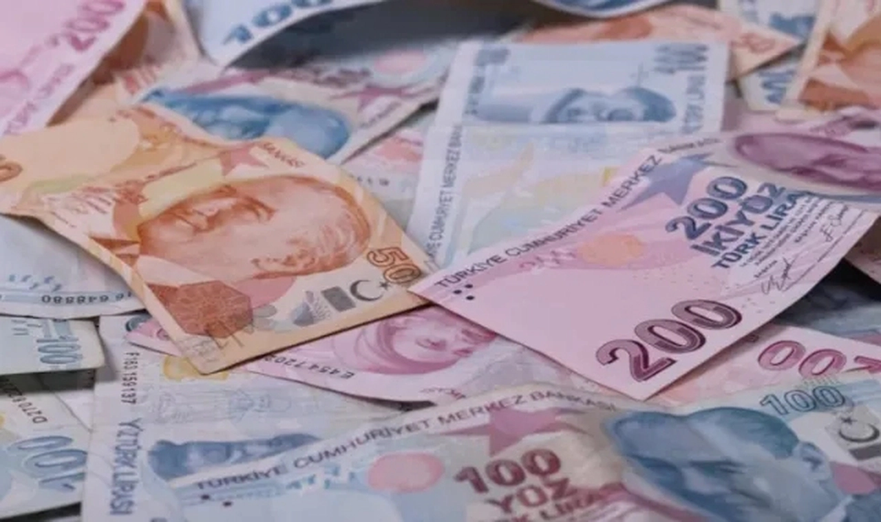 Hazine iki tahville 102,7 milyar TL borçlandı