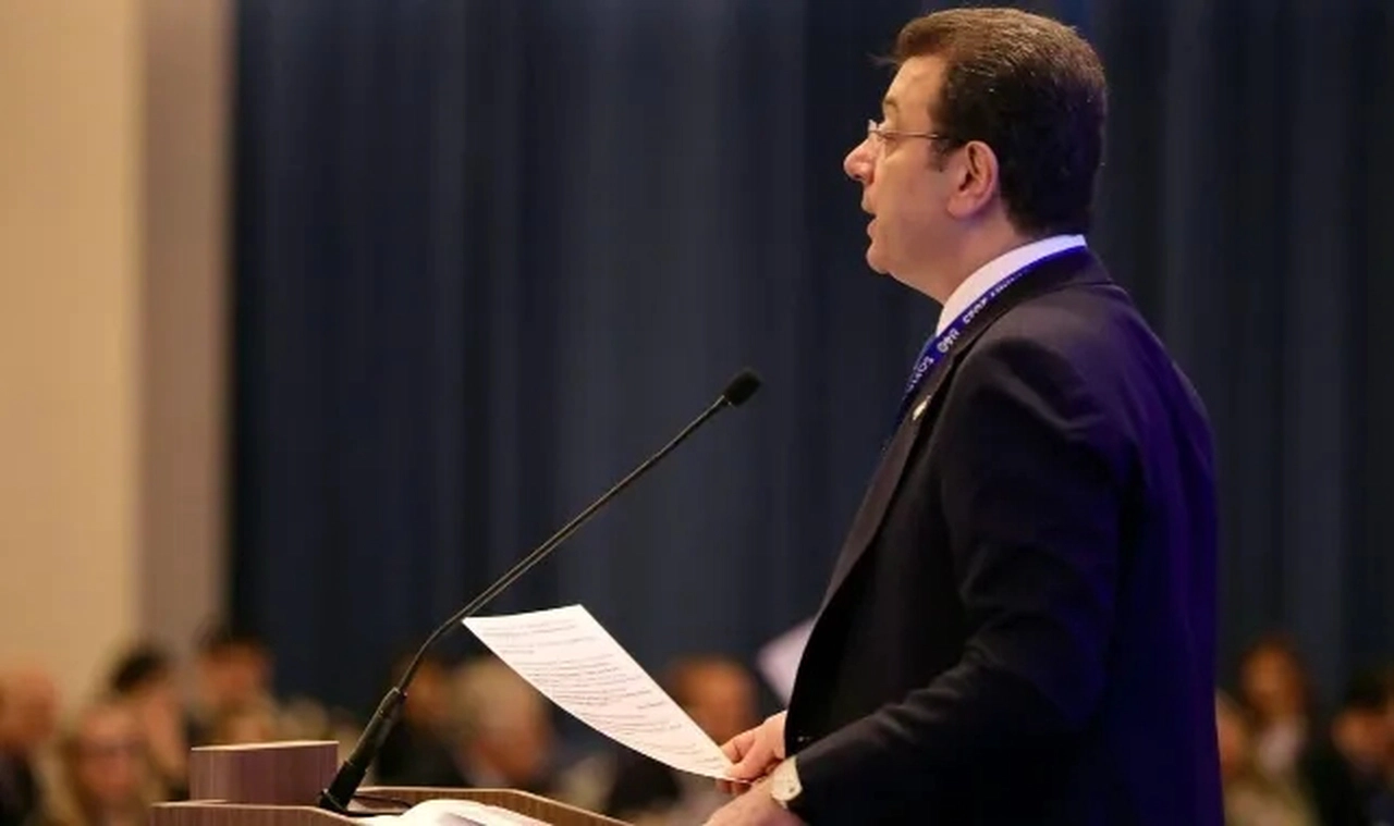 İmamoğlu: Milletin hakemliğinden kaçan her iktidar, Türkiye için büyük bir zarar ve yıkım demektir
