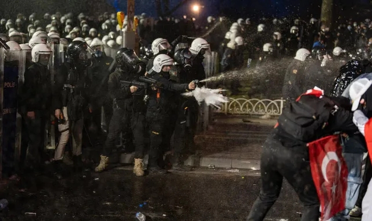 İmamoğlu protestoları: İstanbul'da 93 kişi hakkında daha tahliye kararı verildi