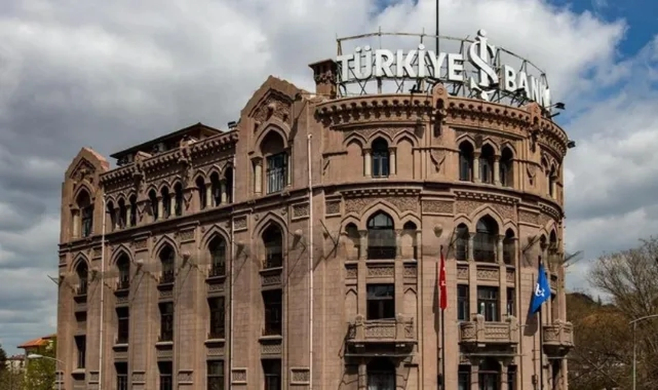 İş Bankası'ndan 100 milyon euroluk kredi anlaşması