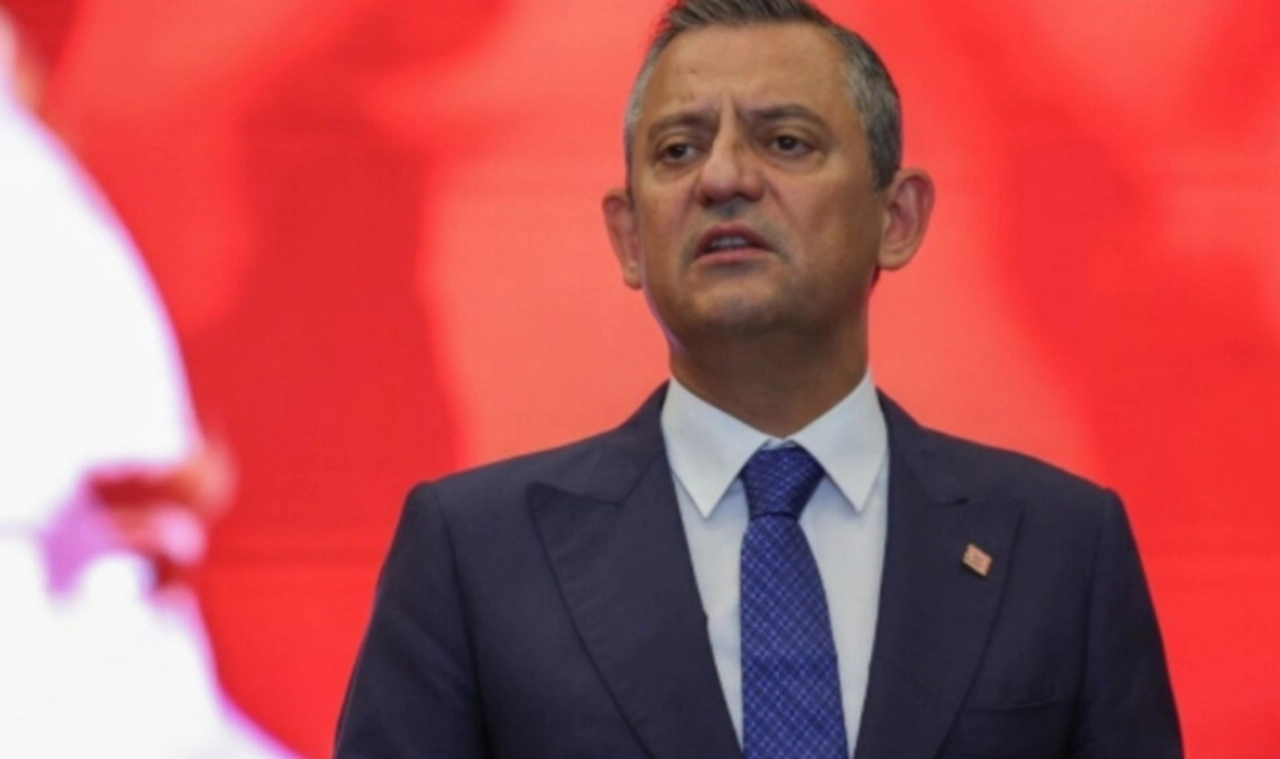 Özgür Özel'den 23 Nisan resepsiyonu kararı: İmamoğlu tutuklamasına tepki