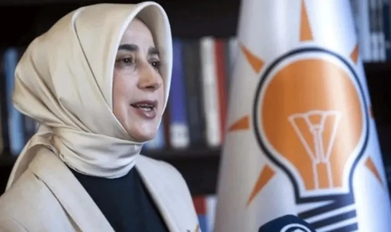 Özlem Zengin'den 'İmamoğlu iddianamesi çağrısı': Bence siz de bilmiyorsunuz