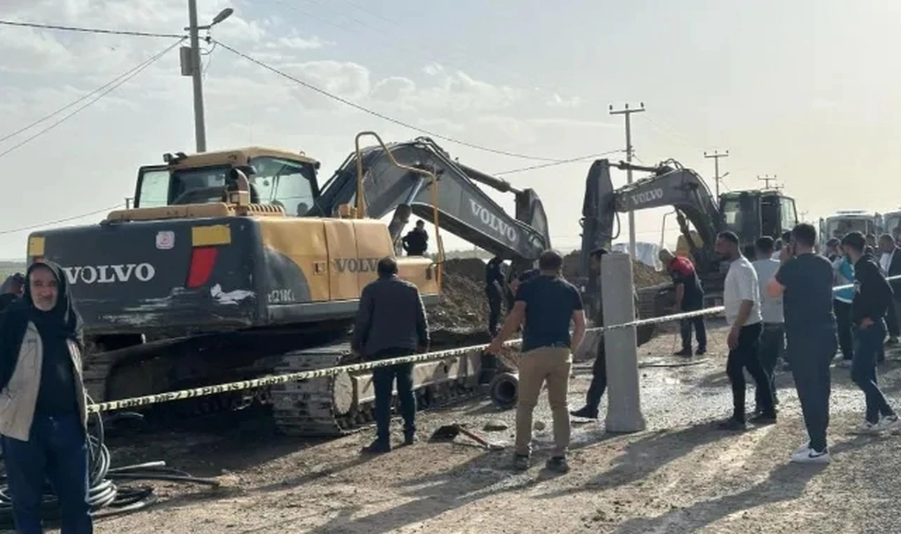 Şanlıurfa'da 4 İşçi Göçük Altında Kaldı