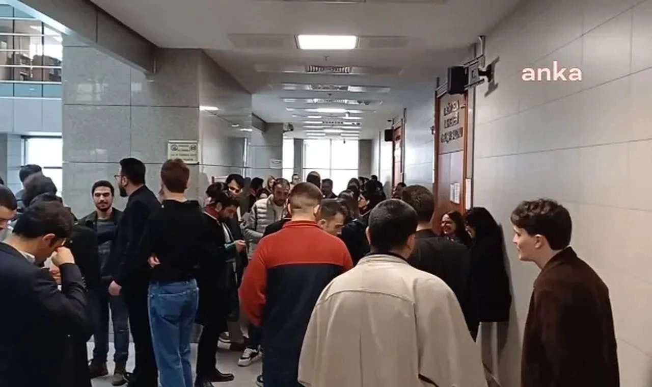 Saraçhane eylemleri davaları: 93 kişinin yargılandığı davalar ertelendi!
