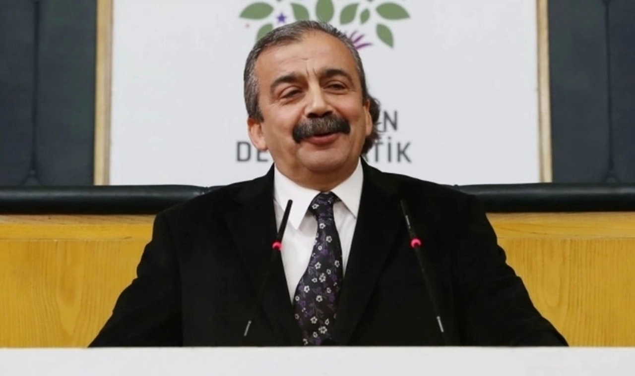 Sırrı Süreyya Önder’in doktoru: 'Zayıf da olsa umudumuz var'