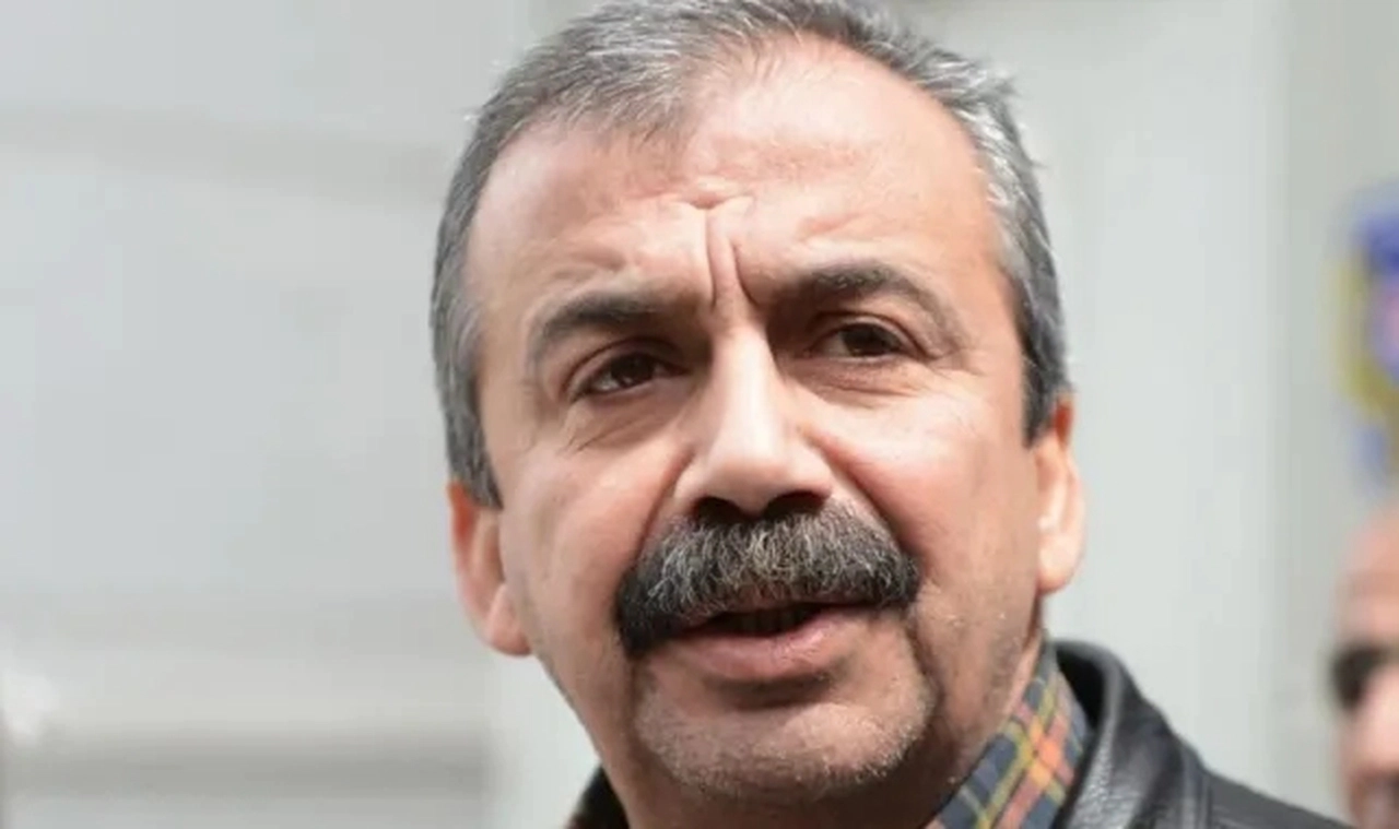 Sırrı Süreyya Önder'in sağlık durumu ciddiyetini koruyor! Ziyaretler sürüyor